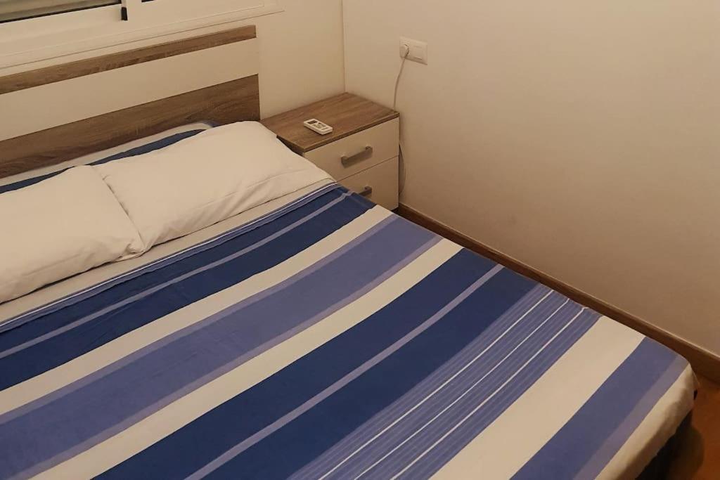 2F, Aire Acondic, 80M2, 2 Dormitorios, 4 Huespedes, Wifi Gratis La Línea de la Concepción Eksteriør billede