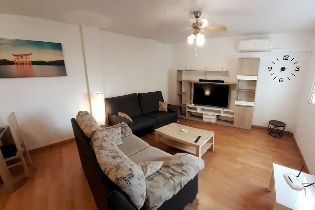 2F, Aire Acondic, 80M2, 2 Dormitorios, 4 Huespedes, Wifi Gratis La Línea de la Concepción Eksteriør billede