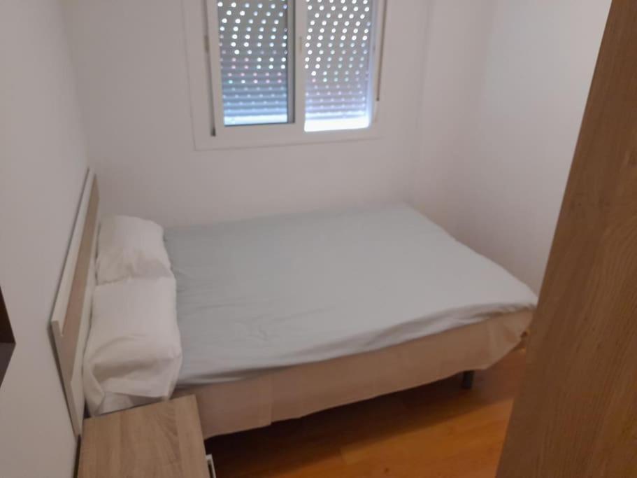 2F, Aire Acondic, 80M2, 2 Dormitorios, 4 Huespedes, Wifi Gratis La Línea de la Concepción Eksteriør billede